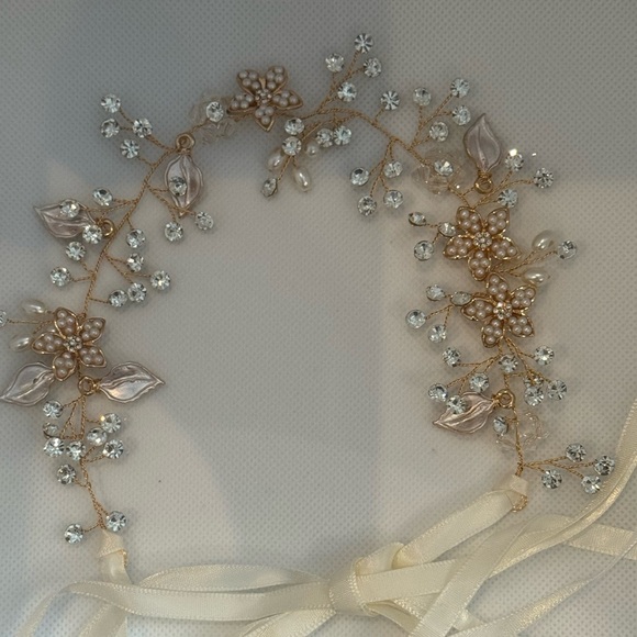 SWEETV Handmade Gold Flower Girl Headband – Pearl & Crystal Halo – NWT - Picture 12 of 14